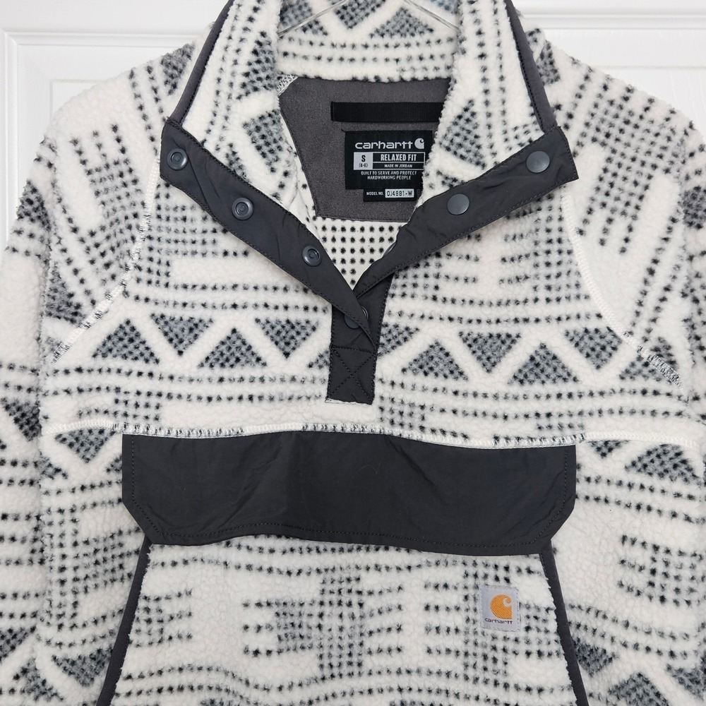 Carhartt Womens Relaxed Fit Fleece Pullover Geometric Tribal Print Sherpa  Small - Picture 3 of 9